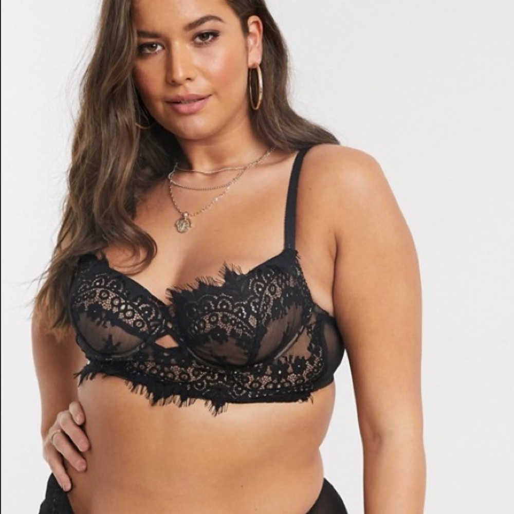 Ann Summers Curve Fearless lace non padded bra